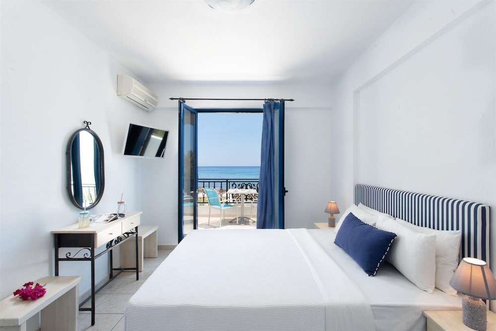 Superior Studio for 2 people Sea View (30 m2) - Photo 1