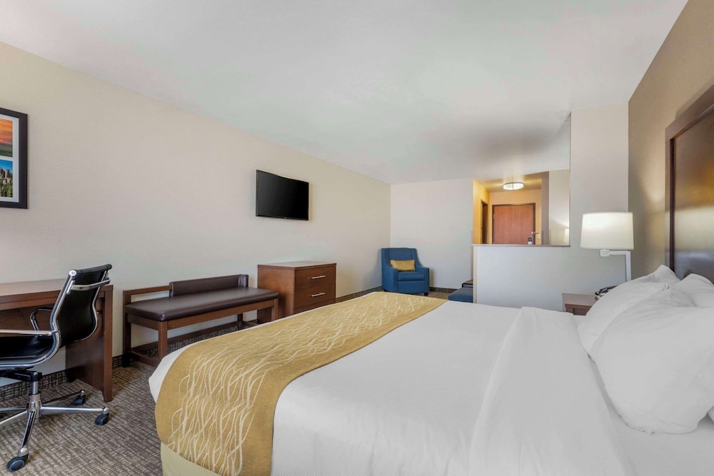 Standard Room, Non Smoking - Photo 4