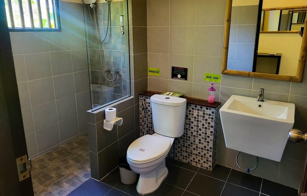 Deluxe Triple Room photo 2