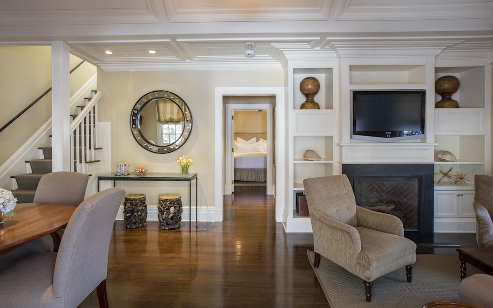 Carriage House