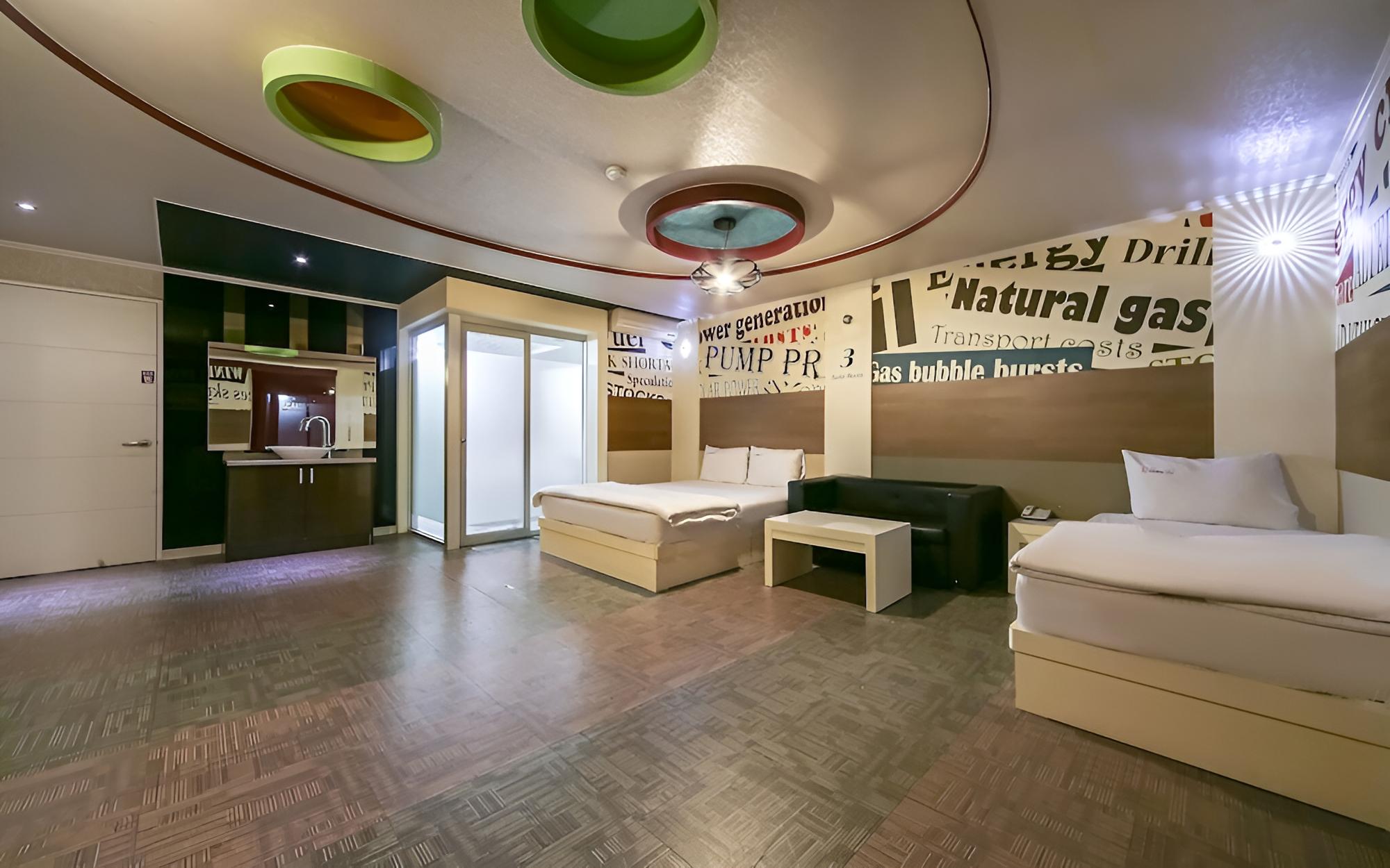 Room (VIP Twin) - Photo 7