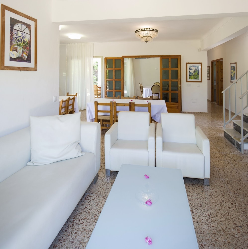 Villa, 4 Dormitorios