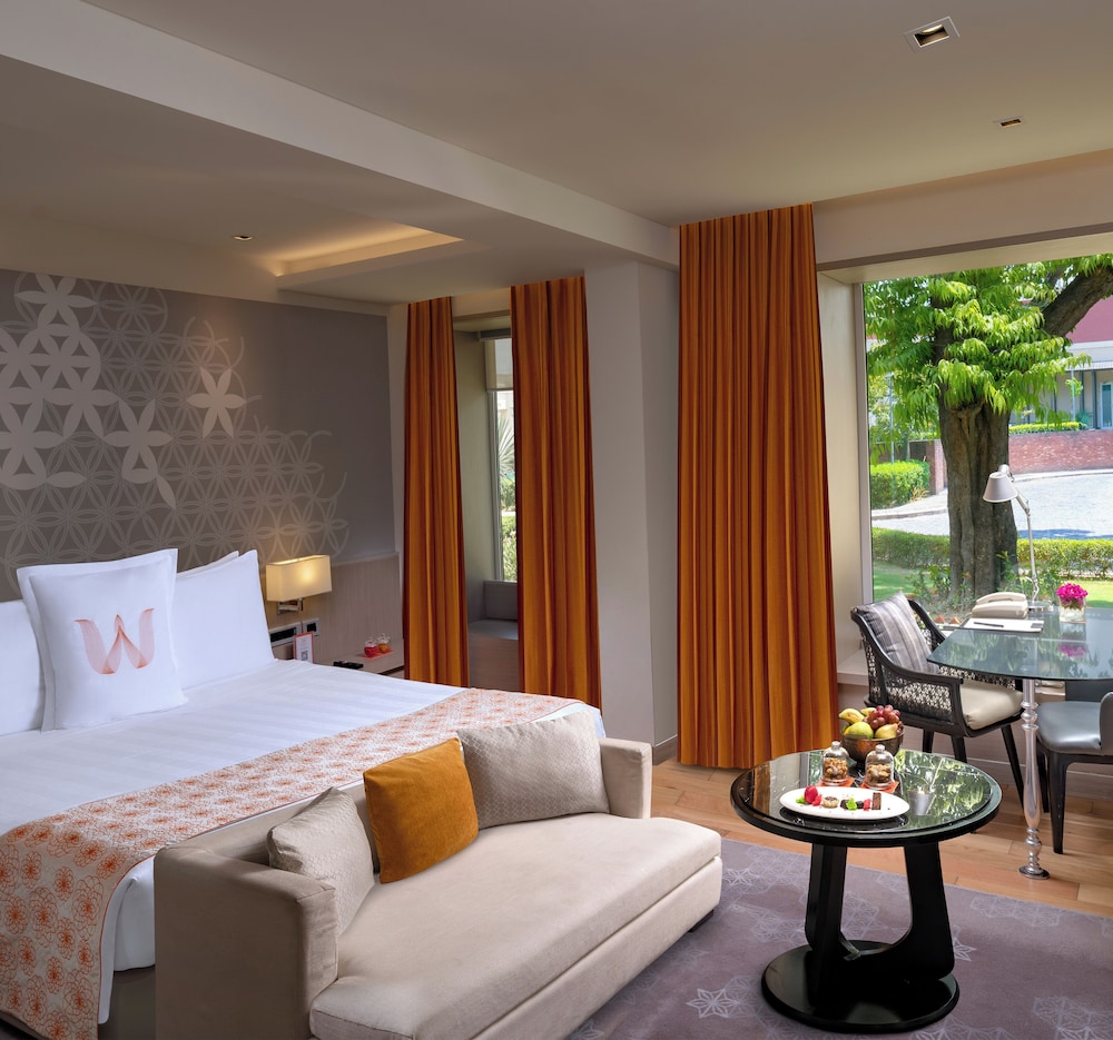 Suite, 1 King Bed (Junior Suite) - Photo 3