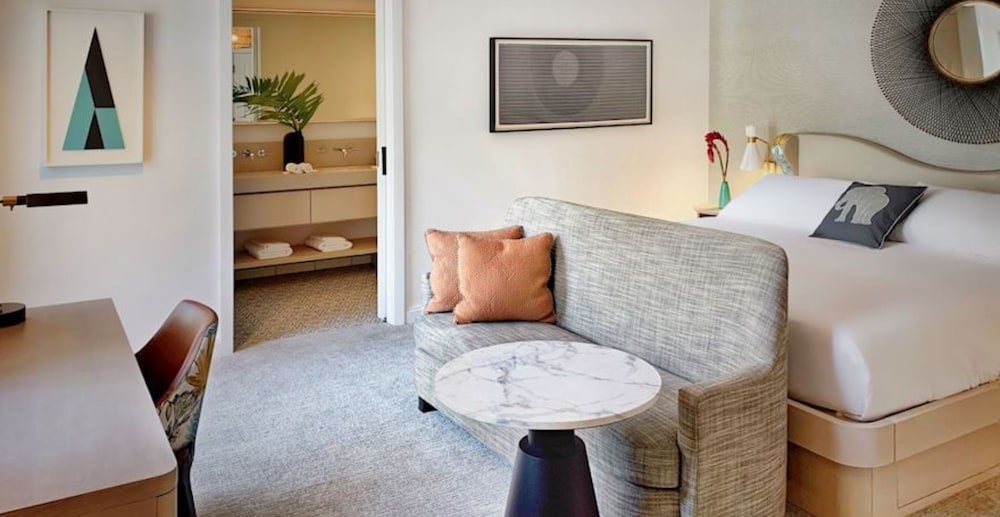 Luxury Penthouse, 2 Bedrooms photo 3