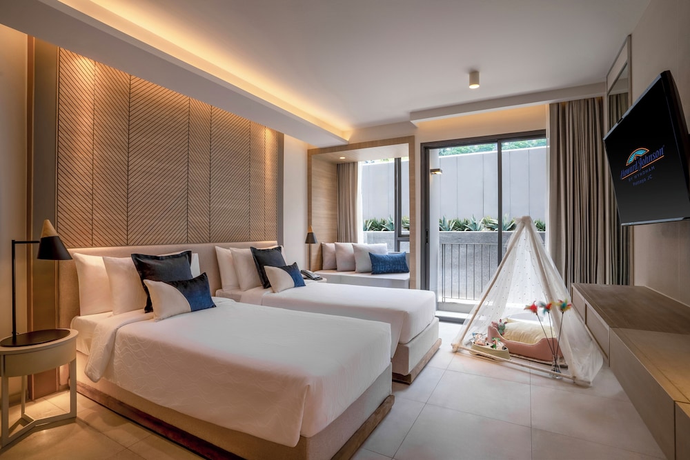 Superior Room, 2 Twin Beds, Garden View - Photo 5