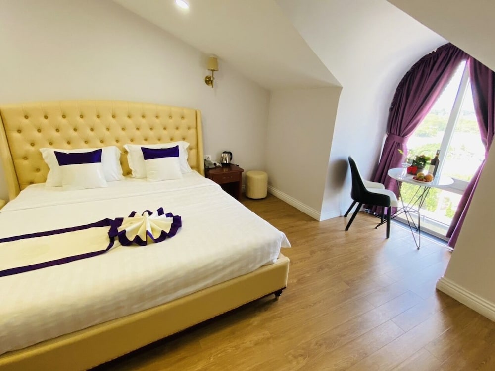 Deluxe Double Room - Photo 3