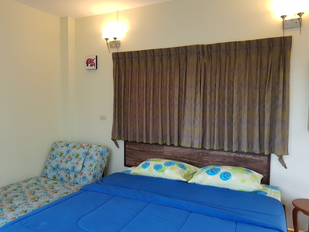 Bungalow for 6 People photo 1