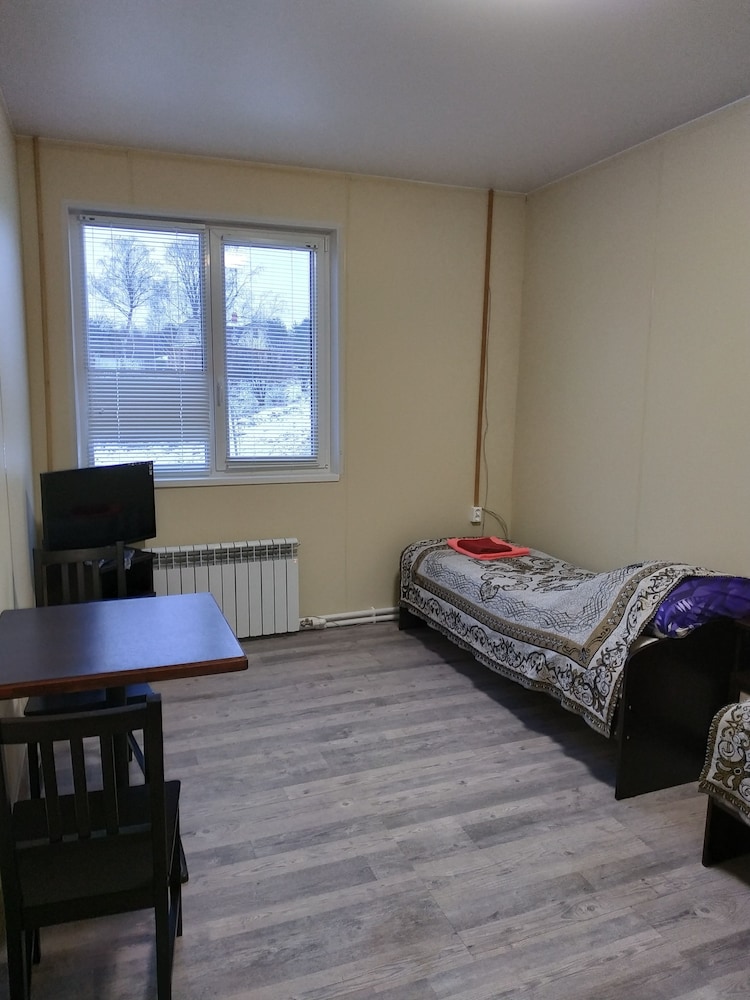 Economy Room, 2 Twin Beds photo 1