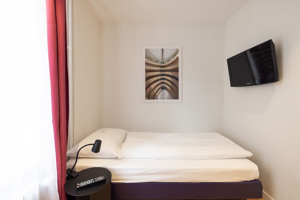 Single Room (Mini) thumbnail 5