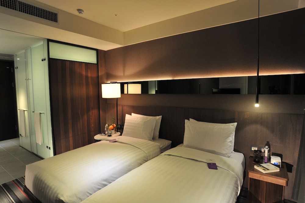 Premier Twin Room, 2 Twin Beds, City View