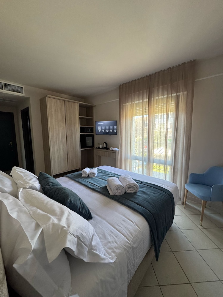 Superior Double Room, Balcony, Sea View