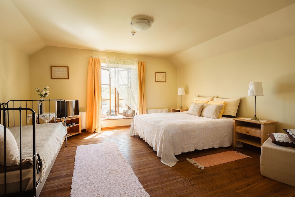 Deluxe Room, 1 Bedroom, Garden Area (Alexander)