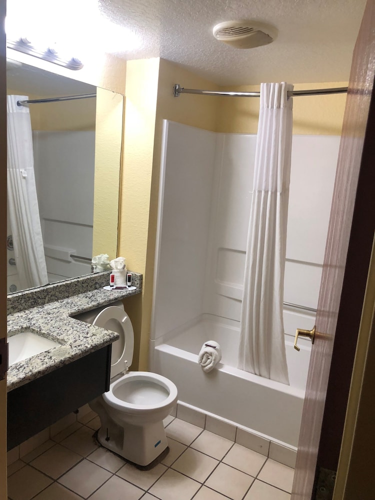 Room, 1 King Bed, Non Smoking (Efficiency) - Photo 8