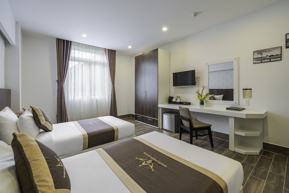 Premium Twin Room - Photo 12