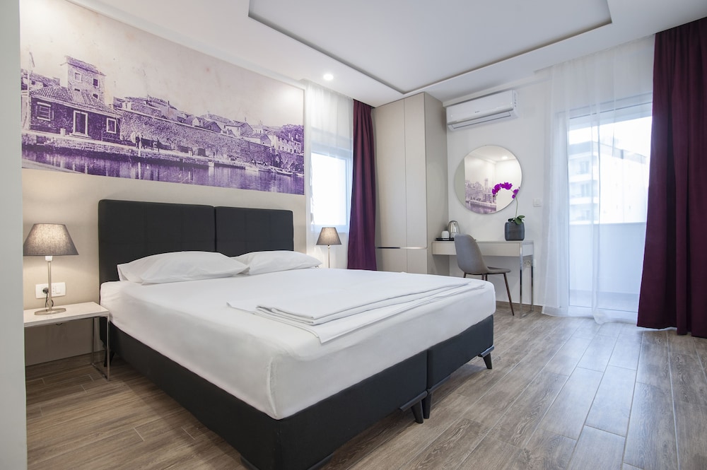 Standard Double or Twin Room, Balcony photo 1