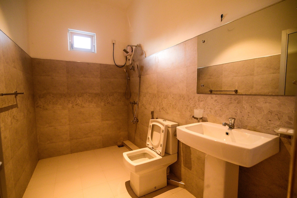 Family Room, 2 Double Beds, Non Smoking, Garden View photo 2