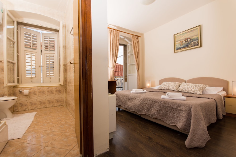 City Double or Twin Room, 1 Double Bed, Balcony