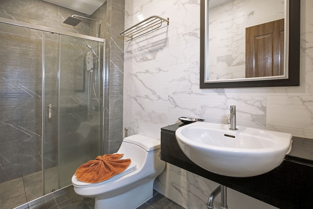Grand Deluxe City View - Photo 5