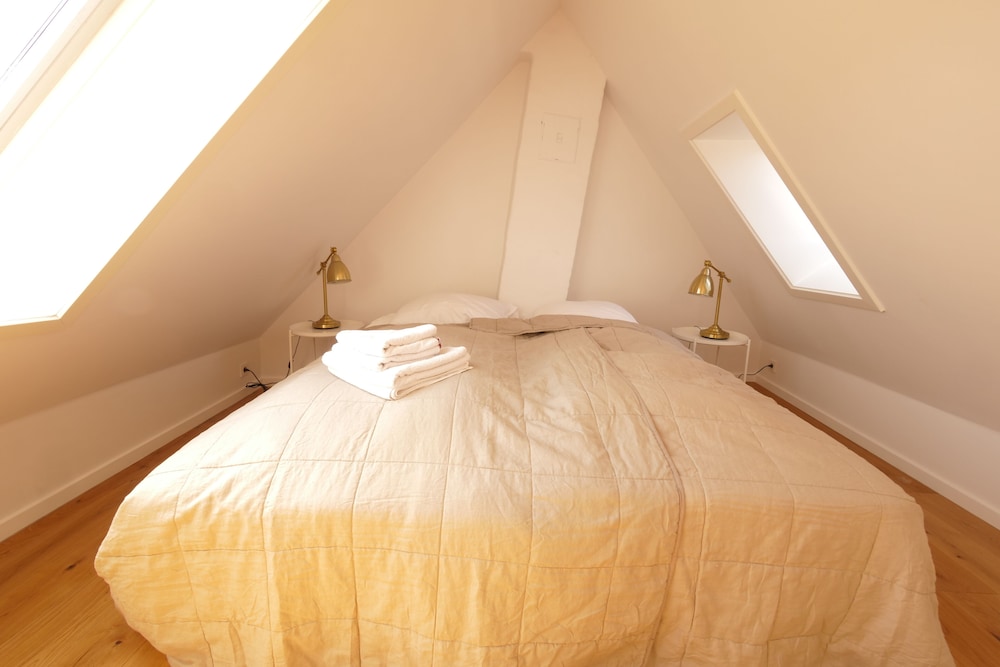 City Apartment, 4 Bedrooms