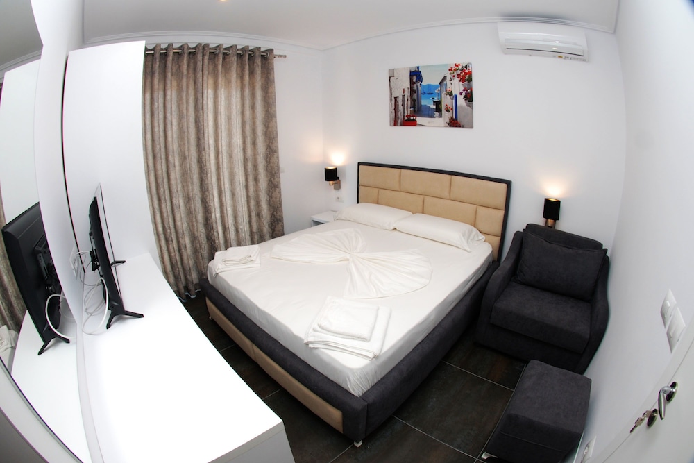 Double Room, Balcony