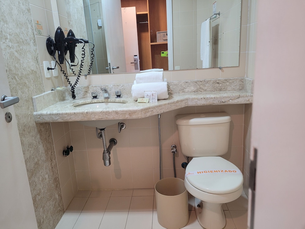 Deluxe Single Room - Photo 5