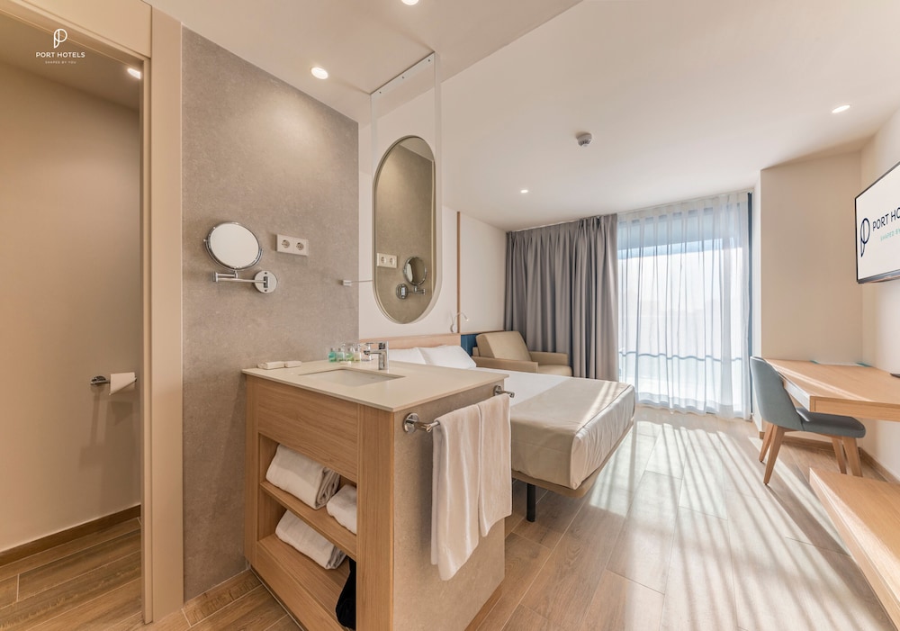 Triple Room, Terrace (1 Adult) - Photo 10