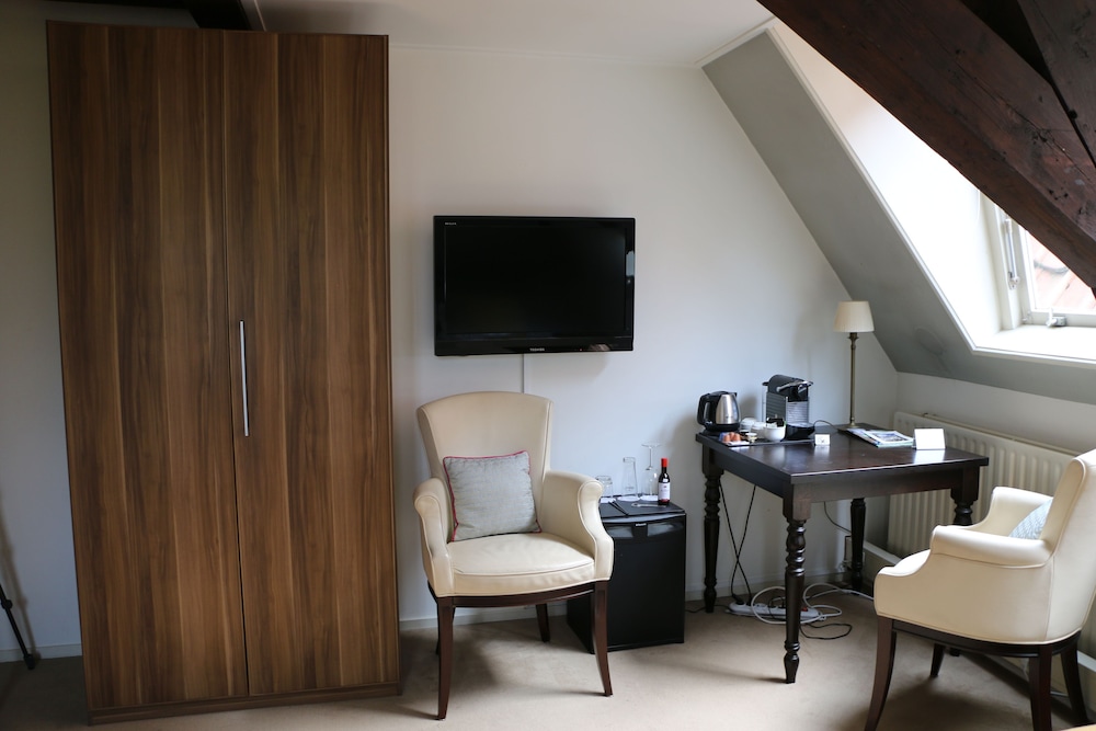 Standard Double Room, 1 Queen Bed photo 3