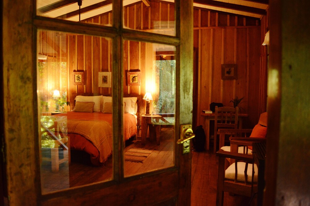 Grand Bungalow photo 1