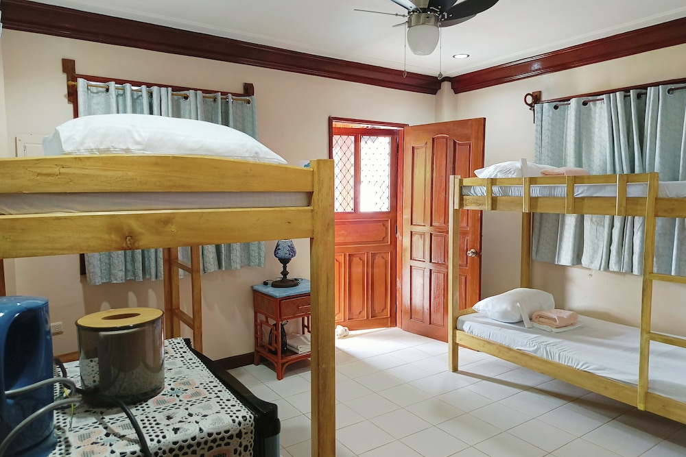 Quadruple Room photo 1
