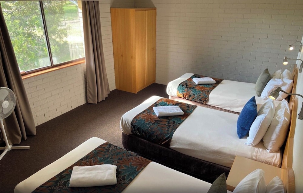 Exclusive Room, 2 Bedrooms, Connecting Rooms, Courtyard View photo 2