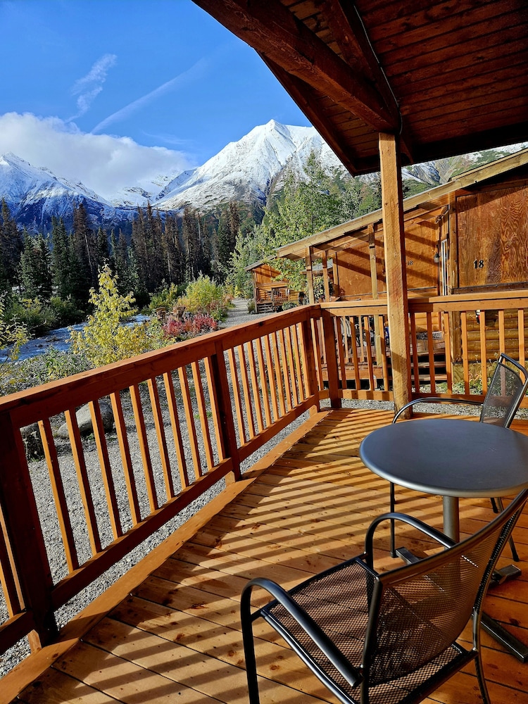 Comfort Cabin, 1 King Bed, River View photo 2