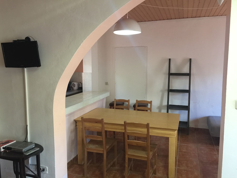 Standard Apartment, 1 Bedroom, Kitchen, Beachfront photo 2