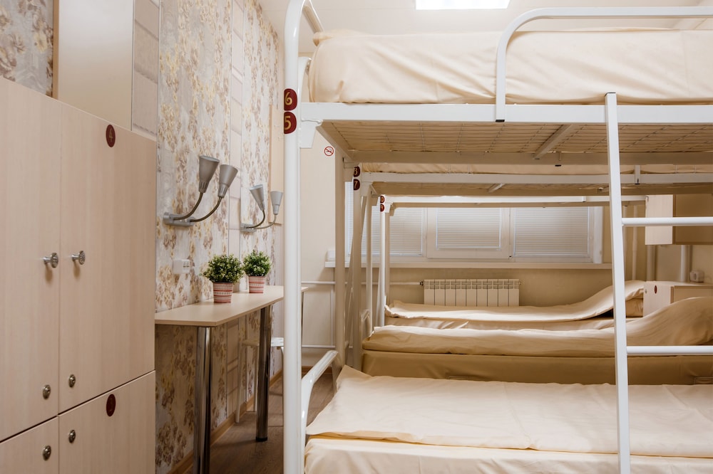 Shared Dormitory, Women only, Shared Bathroom (10-Beds) photo 3