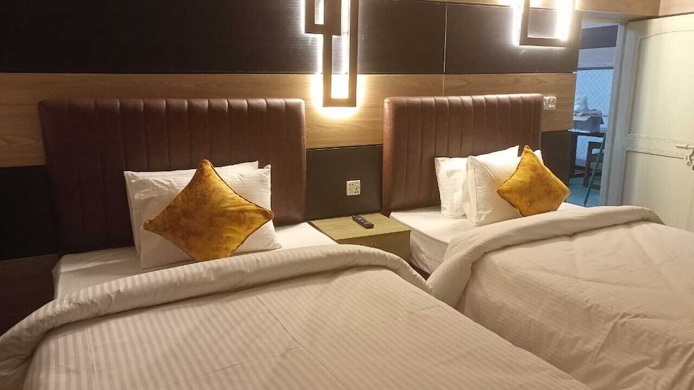 Deluxe Double or Twin Room, City View
