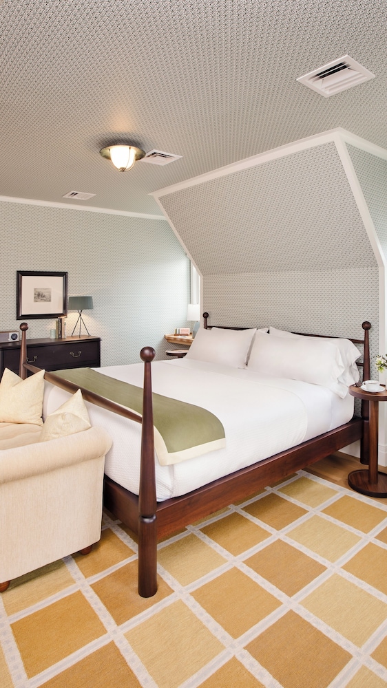 Standard Room photo 2