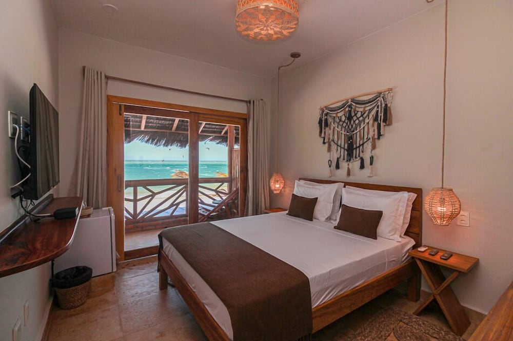 Sea Front Superior Suite photo 3