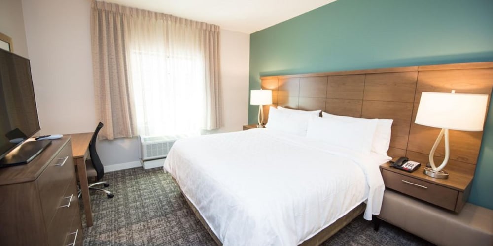 Suite, 1 Bedroom, Accessible (Communications)