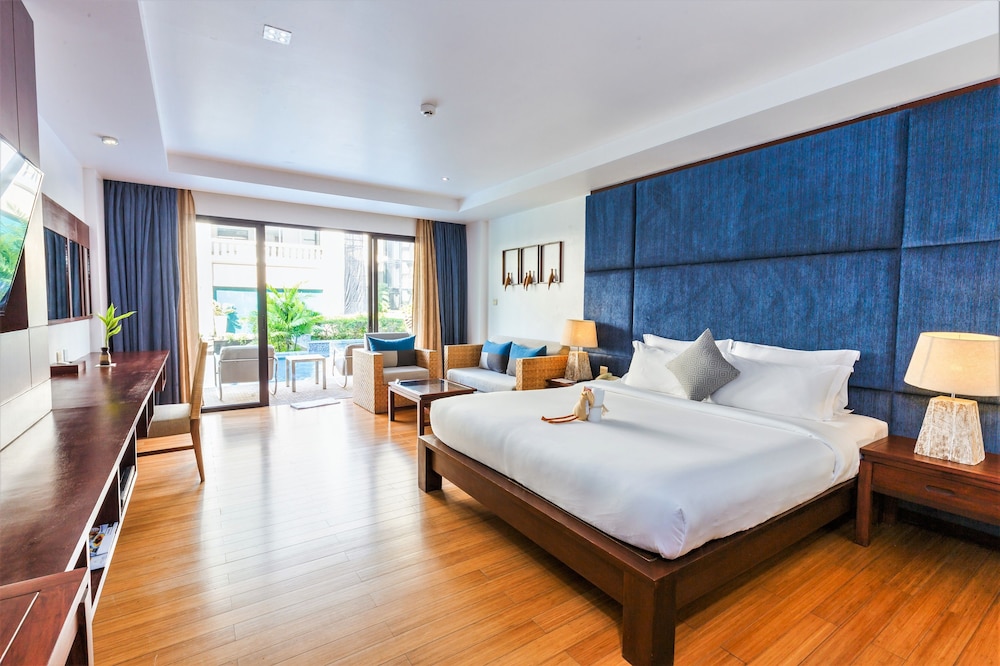 Deluxe Double or Twin Room, Pool Access - Photo 8