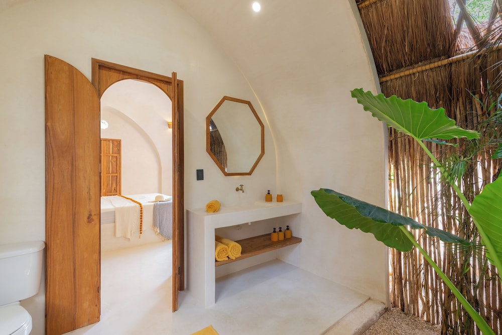Superior Villa - Photo 30