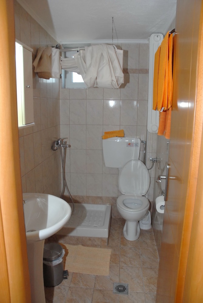 Family Apartment, 2 Bedrooms photo 2