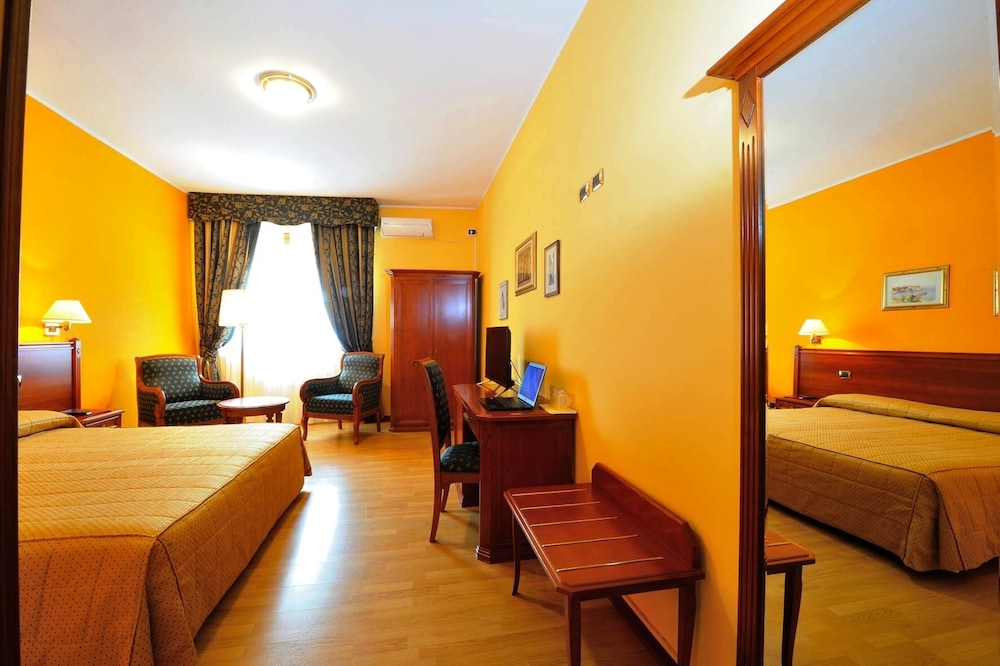 Superior Double Or Twin Room photo 3