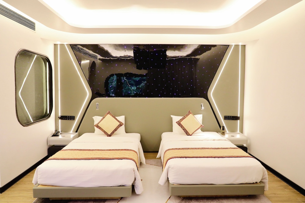Twin Room - Photo 5