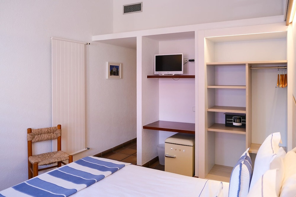 Classic Double Room photo 3