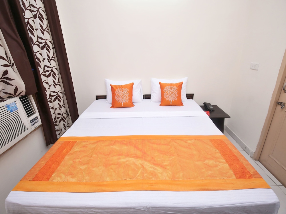 Double Room, 1 Queen Bed photo 3