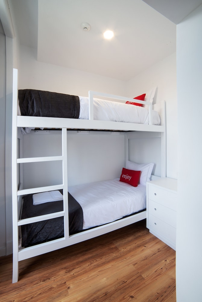 Quadruple Room photo 2