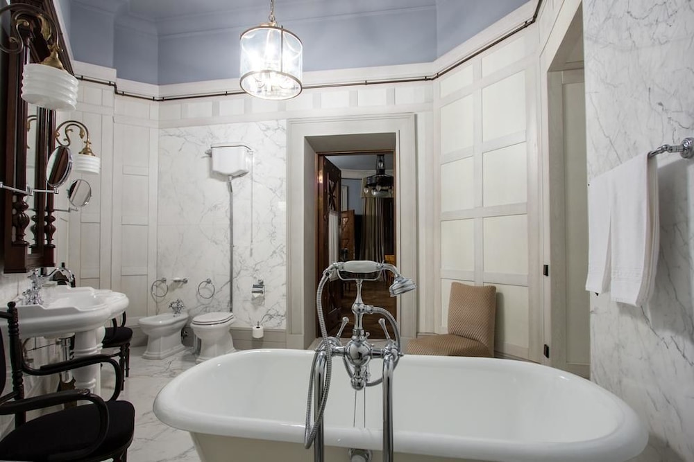 Luxury Room photo 3
