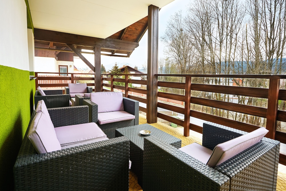 Comfort Apartment, 2 Bedrooms, Kitchenette, Mountainside photo 3