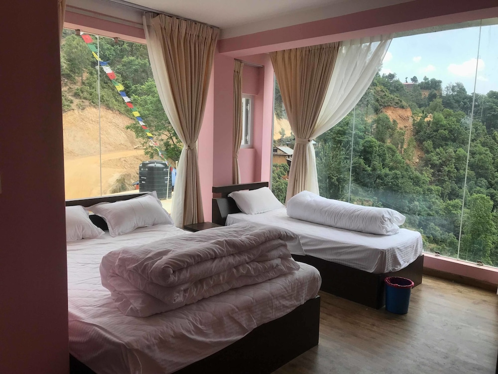 Family Room, Multiple Beds, Mountain View