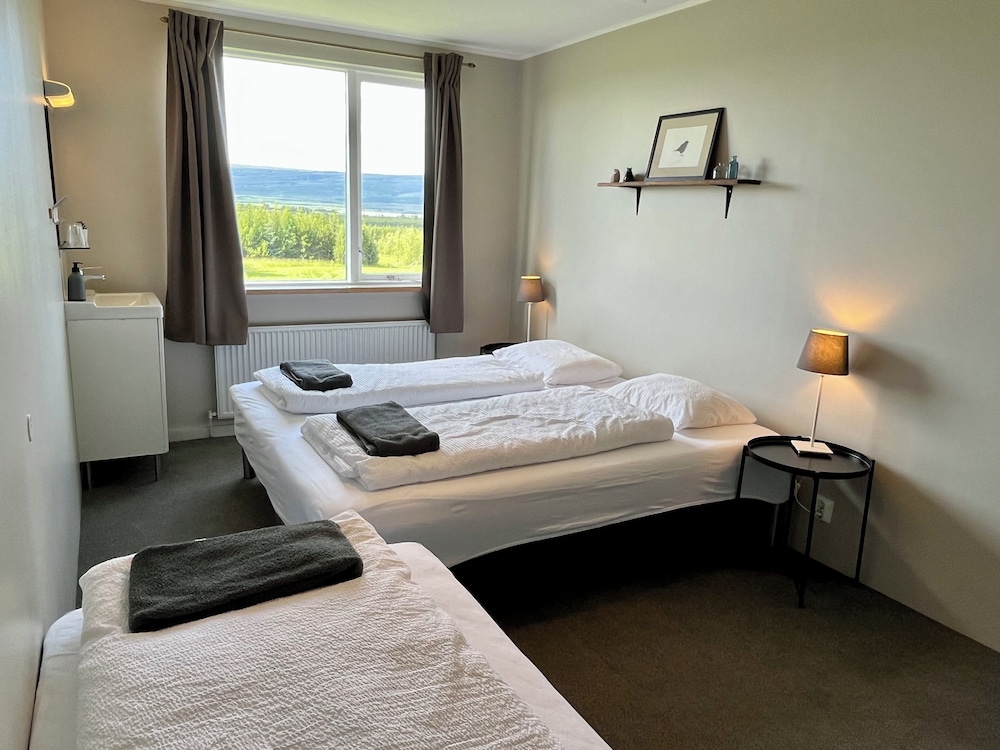 Standard Triple Room, Shared Bathroom photo 2