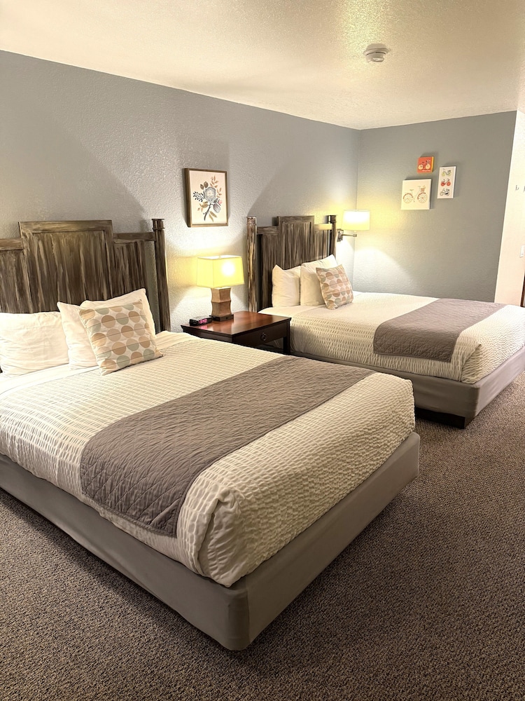Family Suite, 2 Bedrooms, Pets Allowed, Ground Floor